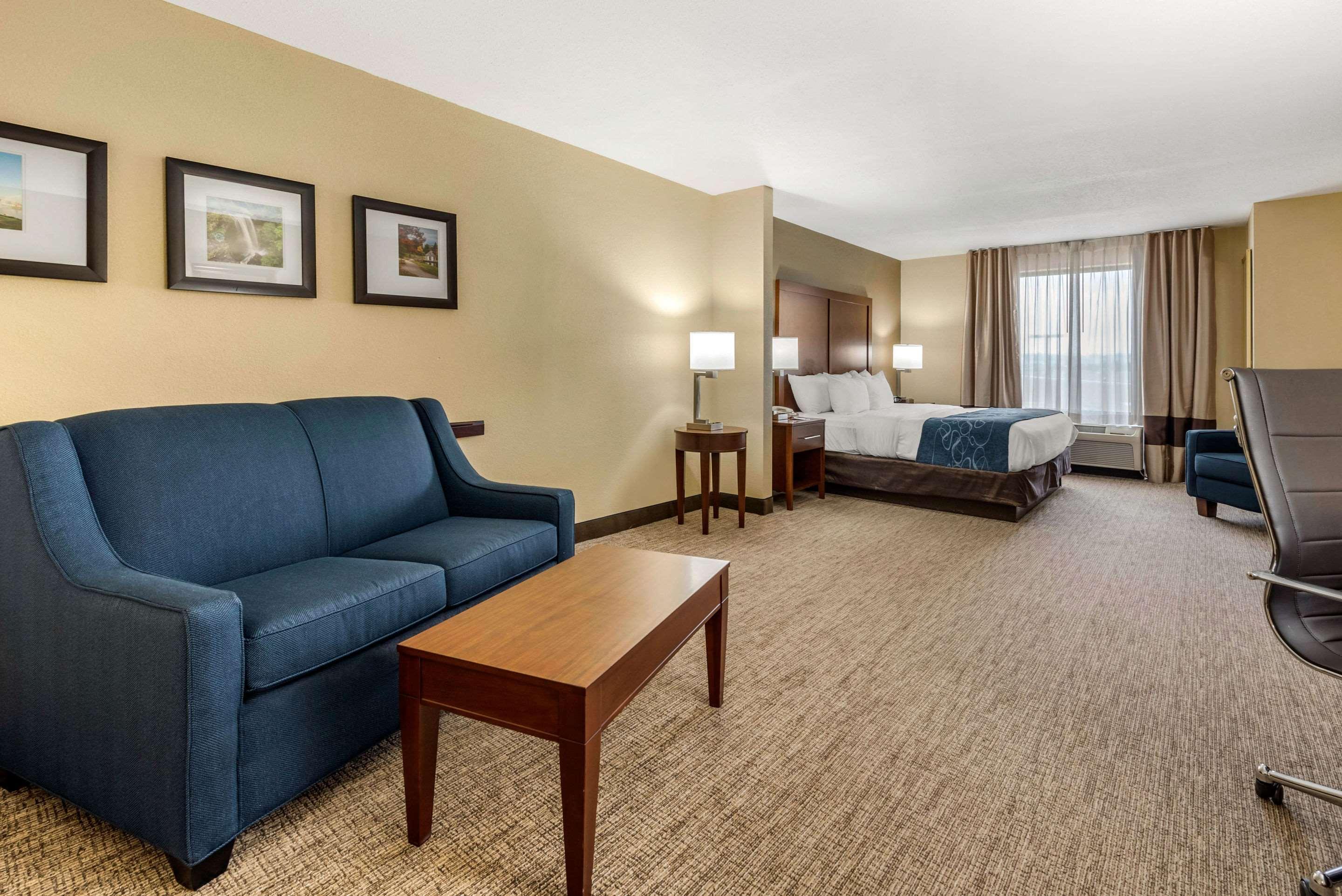 Comfort Suites Dayton-Wright Patterson Exteriér fotografie