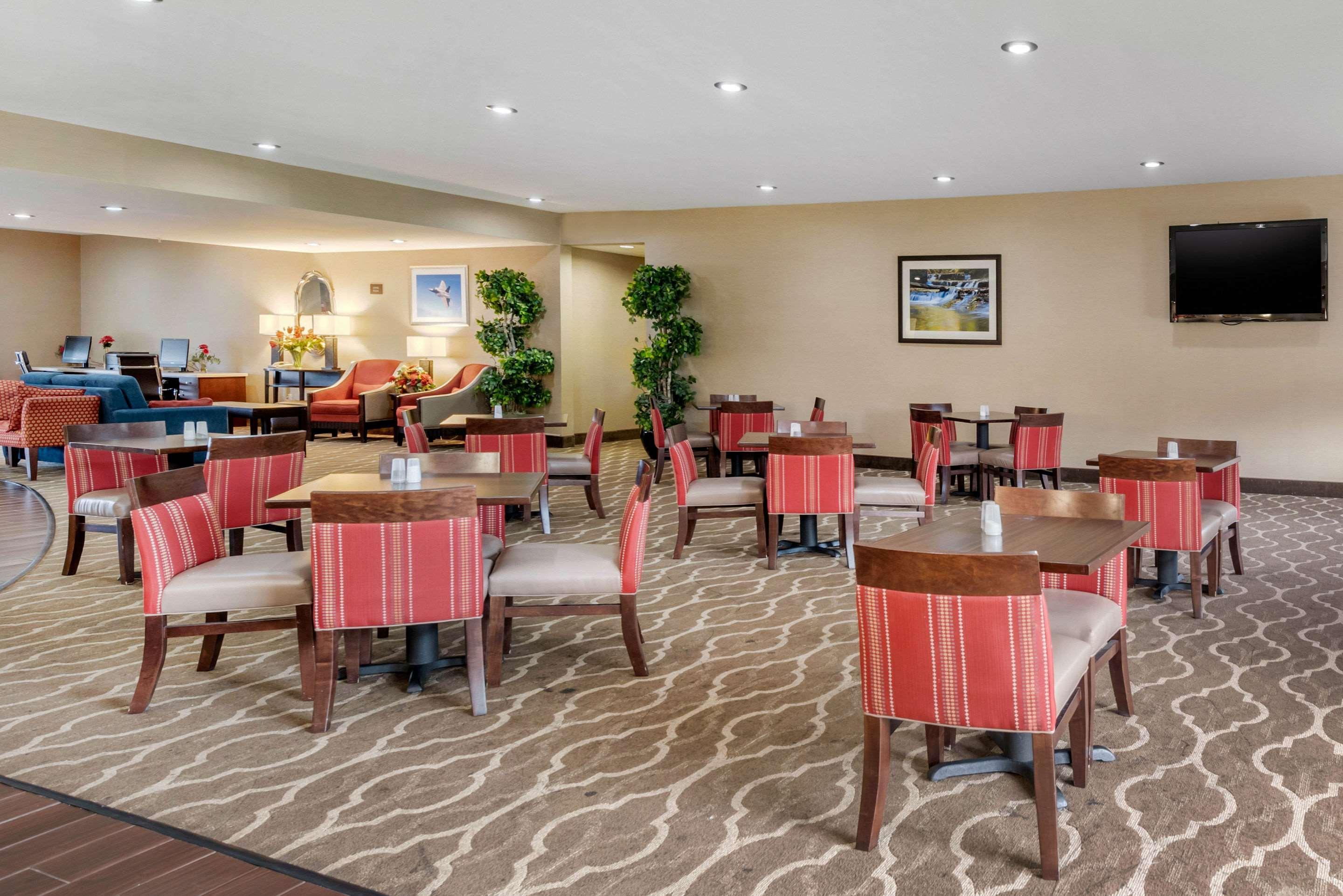 Comfort Suites Dayton-Wright Patterson Exteriér fotografie