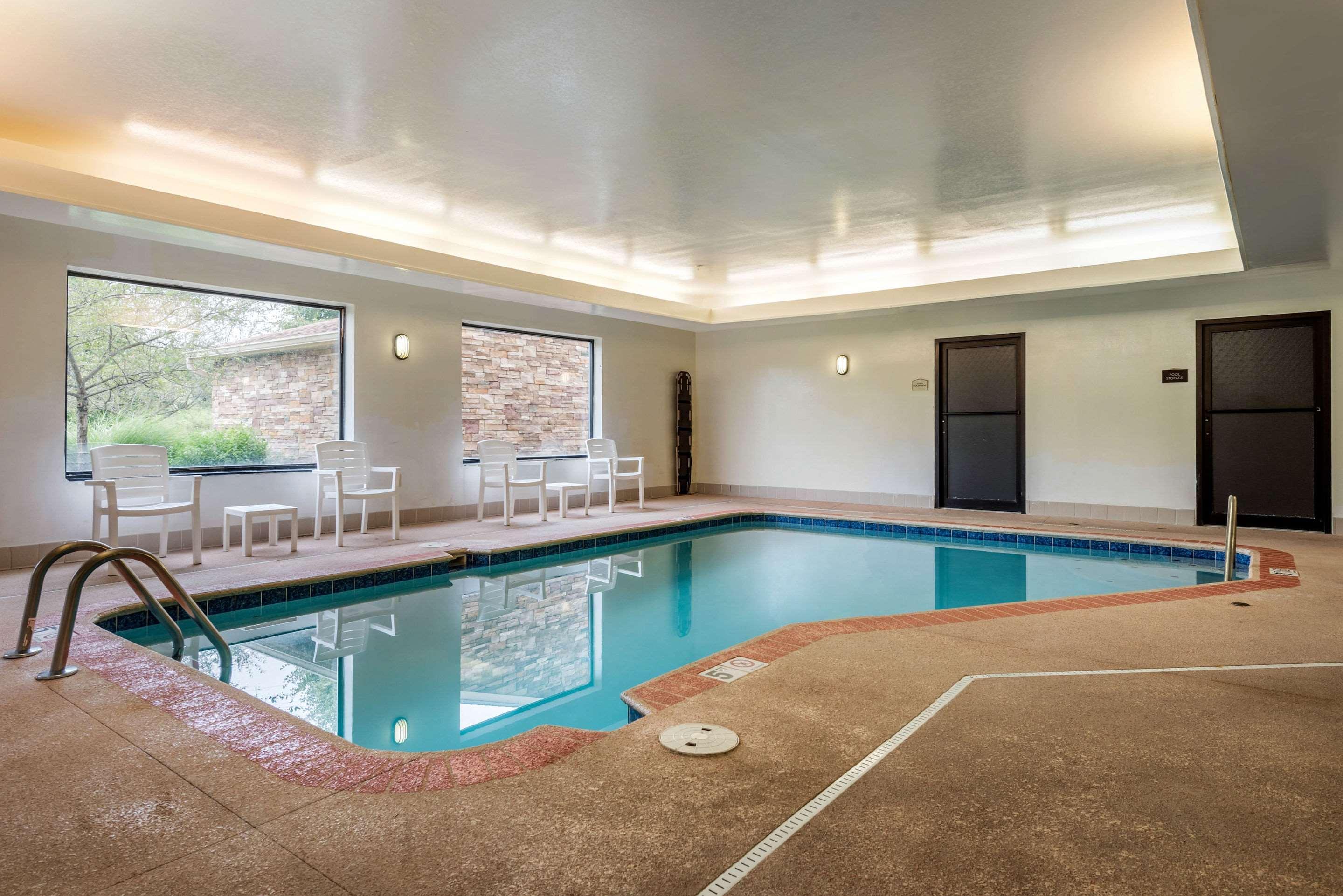 Comfort Suites Dayton-Wright Patterson Exteriér fotografie